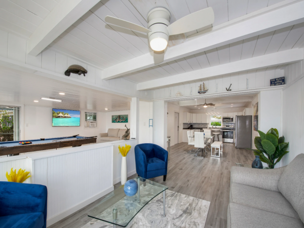Fort Myers Beach Lovely 2 Bedroom Canal Home