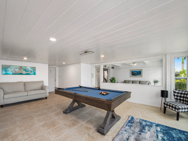 Fort Myers Beach Lovely 2 Bedroom Canal Home