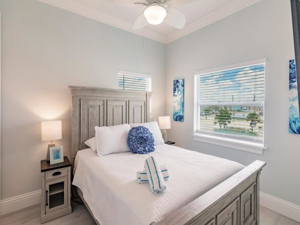 Beachfront 5 Bedroom Vacation Rental in Fort Myers