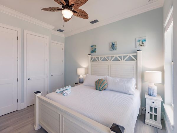 Beachfront 5 Bedroom Vacation Rental in Fort Myers
