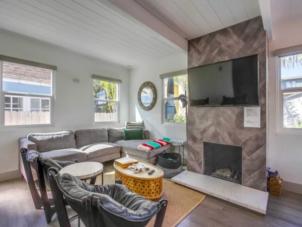 Lovely Two-Unit Vacation Rental with Four Bedrooms in Mission Beach