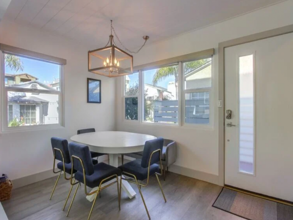 Lovely Two-Unit Vacation Rental with Four Bedrooms in Mission Beach