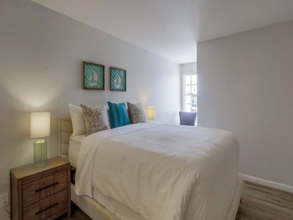 North Pacific Beach 4 Bedroom Two Homes