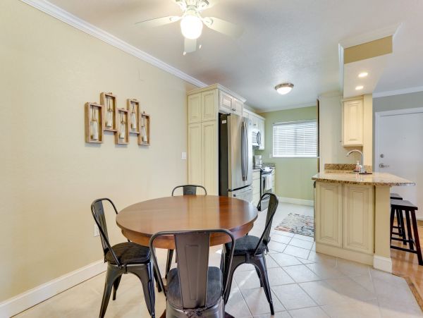 Lovely First-Floor Vacation Condo with 2 Bedrooms