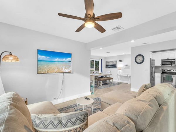 Pompano Beach Vacation Home 3 bedroom & Private Pool