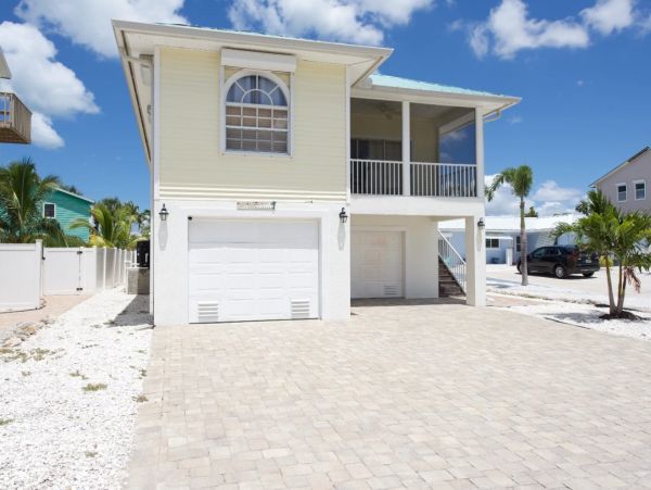 Fort Myers Vacation Home Three Bedroom