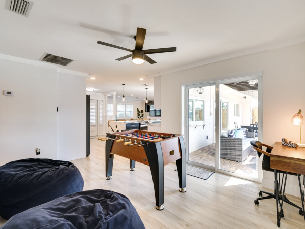 Lovely Fort Myers 3 Bedroom Home Pool & Canal View