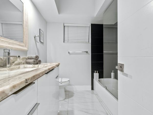 North Miami Beach Luxury Six Bedroom Vacation Rental