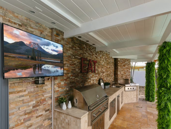 Luxury Six Bedroom Vacation Home with Private Pool