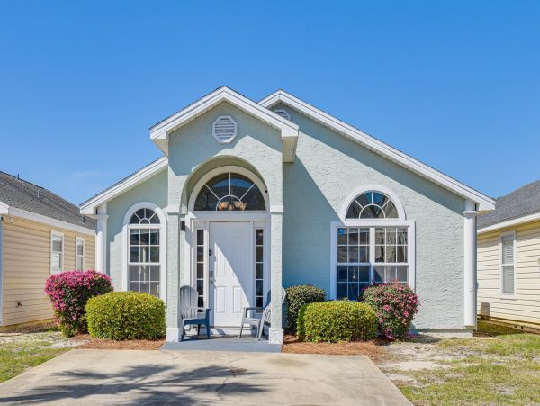 Lovely Panama City Beach 3 Bedroom Vacation Home