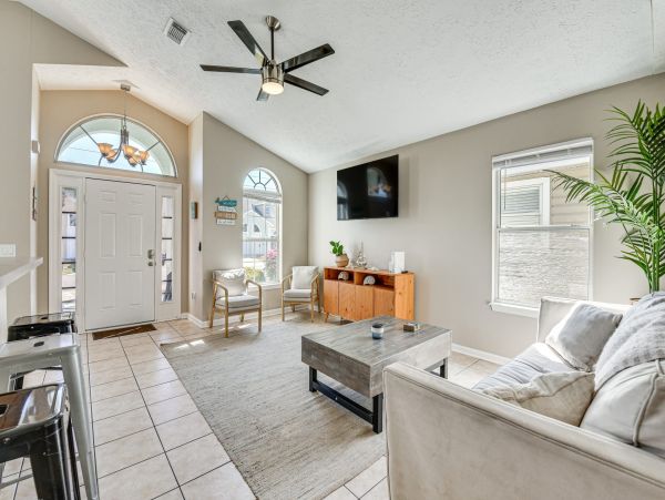 Lovely Panama City Beach 3 Bedroom Vacation Home