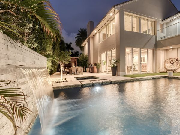 Fort Lauderdale Amazing Vacation Pool Home Sleeps 13
