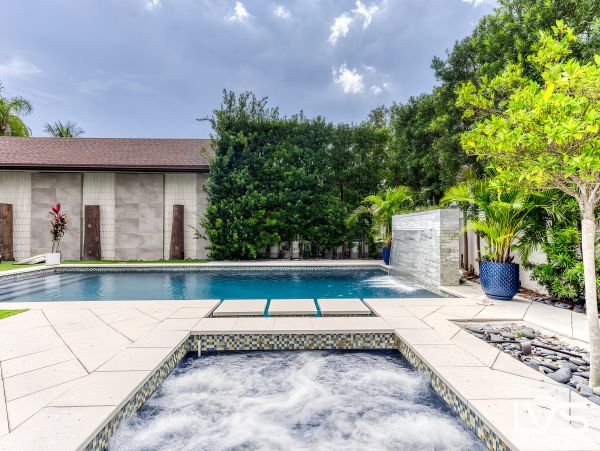Fort Lauderdale Amazing Vacation Pool Home Sleeps 13