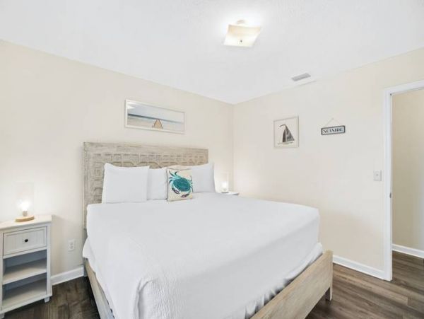 Charming Home with 3 Bedrooms in Panama City Beach