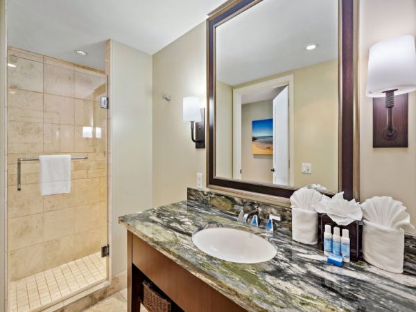 Oceanfront Eight Bedroom Vacation Rental in Kaanapali