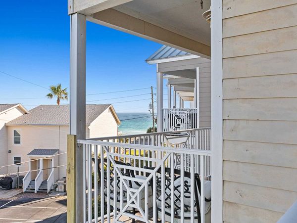 Steps to Beach Destin Vacation Condo Three Bedroom