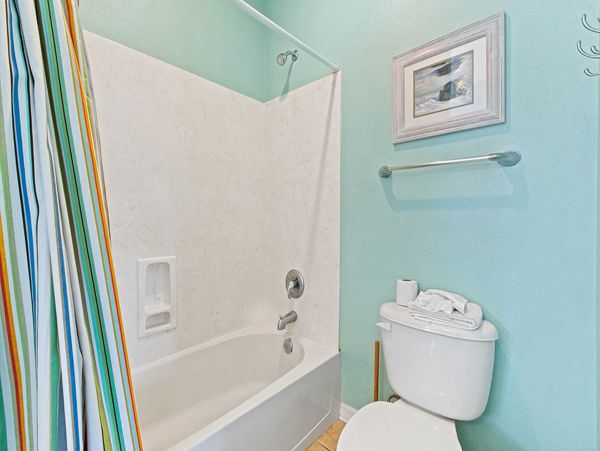 Steps to Beach Destin Vacation Condo Three Bedroom