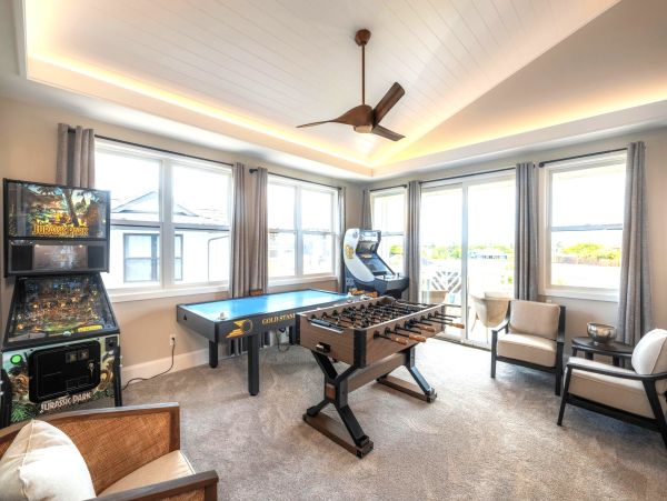 Poipu Vacation Rental - Luxury Kauai Vacation Estate Two Pools Game Room Main Villa & Guest House