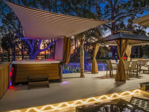 Beautiful Vacation Home in Naples Sleeps 8 Guests