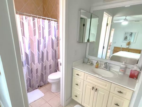Canal Front Three Bedroom Vacation Rental in Bonita Springs