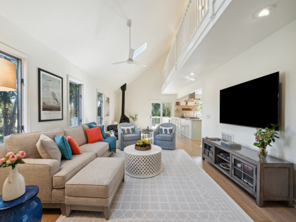 Modern 4 Bedroom Vacation Home in Isle of Palms