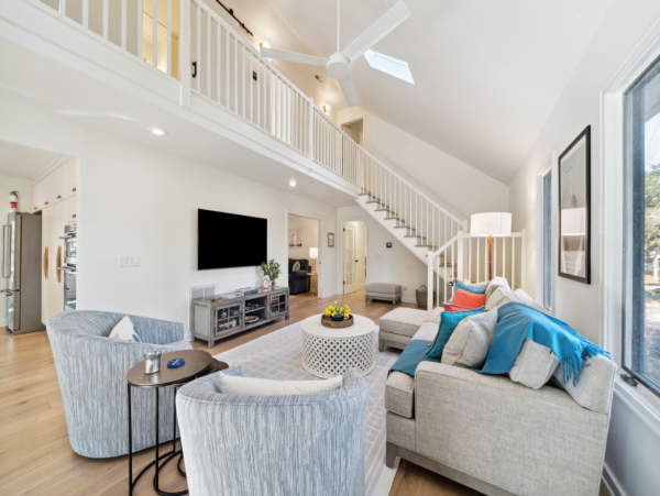 Modern 4 Bedroom Vacation Home in Isle of Palms