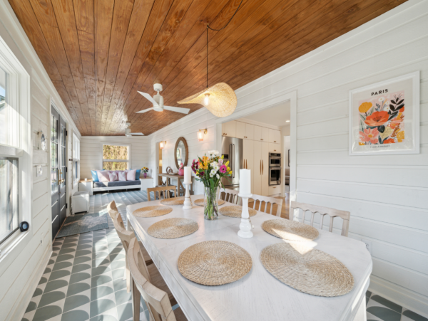 Modern 4 Bedroom Vacation Home in Isle of Palms