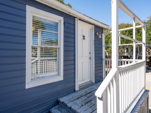 Luxury Four Bedroom Vacation Rental in Folly Beach