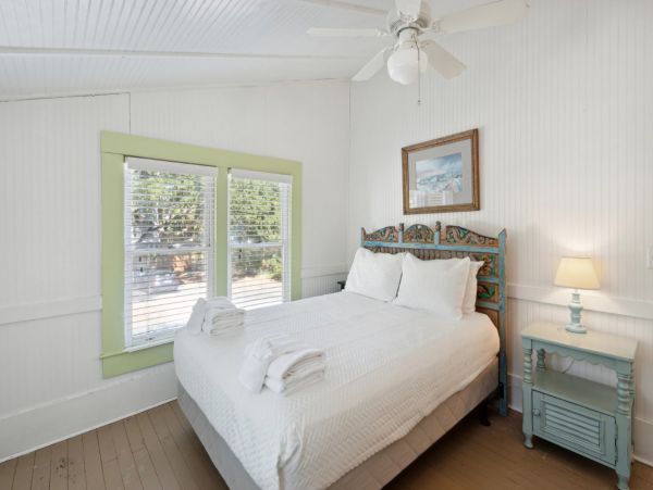 Luxury Four Bedroom Vacation Rental in Folly Beach
