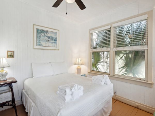 Luxury Four Bedroom Vacation Rental in Folly Beach