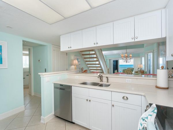 Lovely Gulf-Front Vacation Rental in Placida