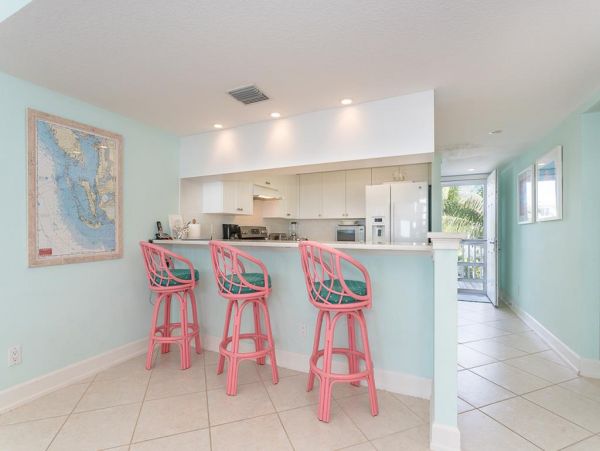 Lovely Gulf-Front Vacation Rental in Placida