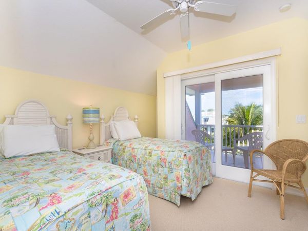 Lovely Gulf-Front Vacation Rental in Placida