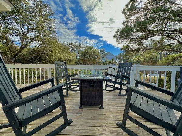 Isle of Palms Vacation Home