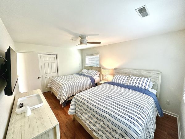 Isle of Palms Vacation Home