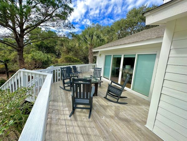 Isle of Palms Vacation Home