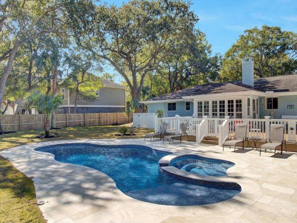 Lovely Isle of Palms 4 Bedroom Pool Home