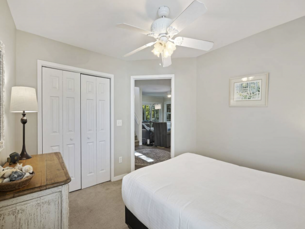Isle of Palms Luxury Accommodation Resort Amenities Pool/Tennis