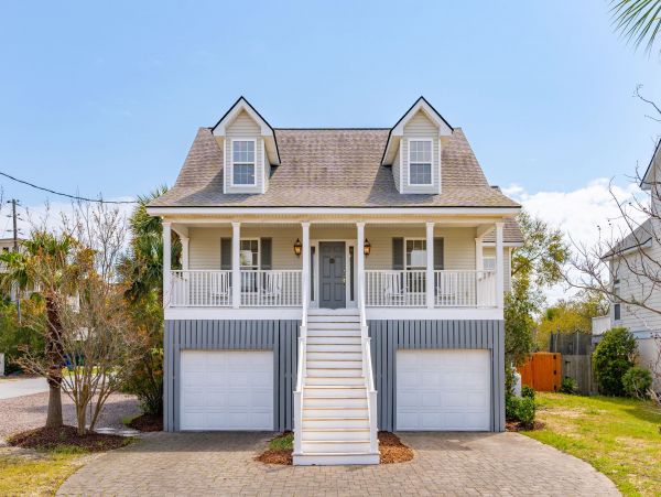 Isle of Palms Vacation Home