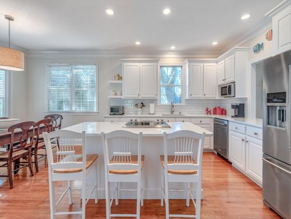 Beach Getaway with 3 Bedrooms in Isle of Palms