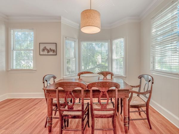 Beach Getaway with 3 Bedrooms in Isle of Palms
