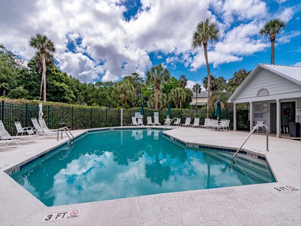 Beach Getaway with 3 Bedrooms in Isle of Palms