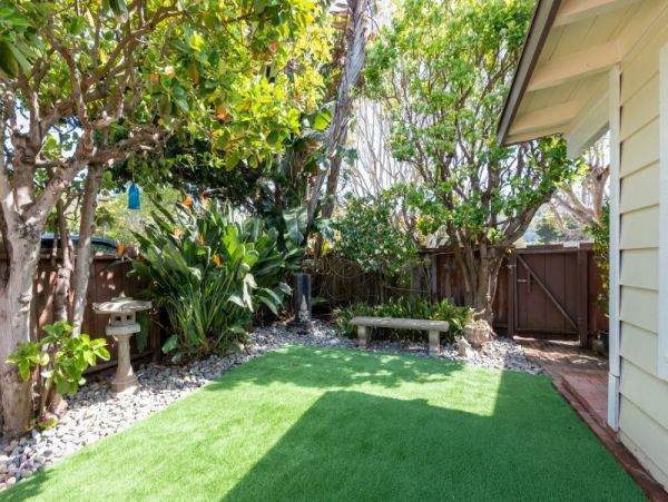Charming Coastal Retreat: La Jolla Vacation Rental 4 Bedroom