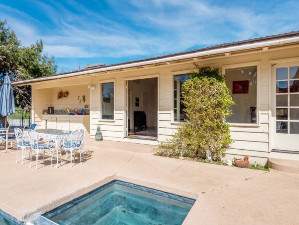 Charming Coastal Retreat: La Jolla Vacation Rental 4 Bedroom