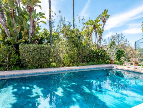 Charming Coastal Retreat: La Jolla Vacation Rental 4 Bedroom