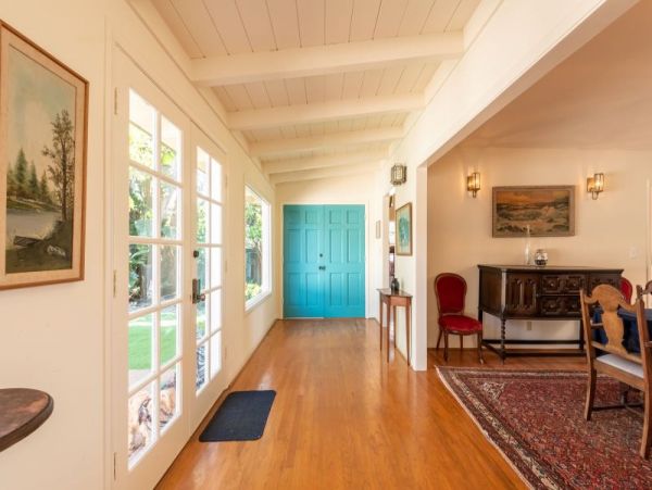 Charming Coastal Retreat: La Jolla Vacation Rental 4 Bedroom