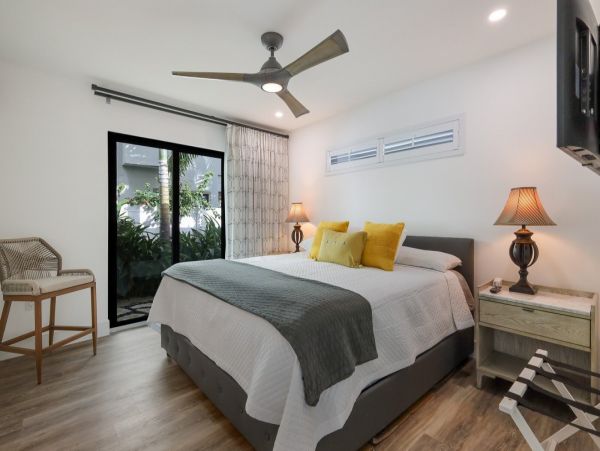 Canalfront Three Bedroom Anna Maria Vacation Rental Home