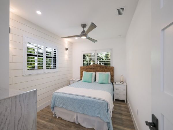 Canalfront Three Bedroom Anna Maria Vacation Rental Home