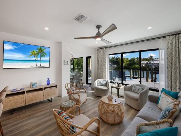 Canalfront Three Bedroom Anna Maria Vacation Rental Home