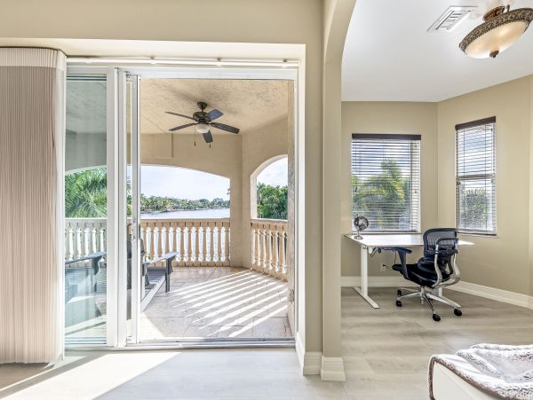 Luxurious Italian- Inspired Waterfront House Rental in Fort Lauderdale